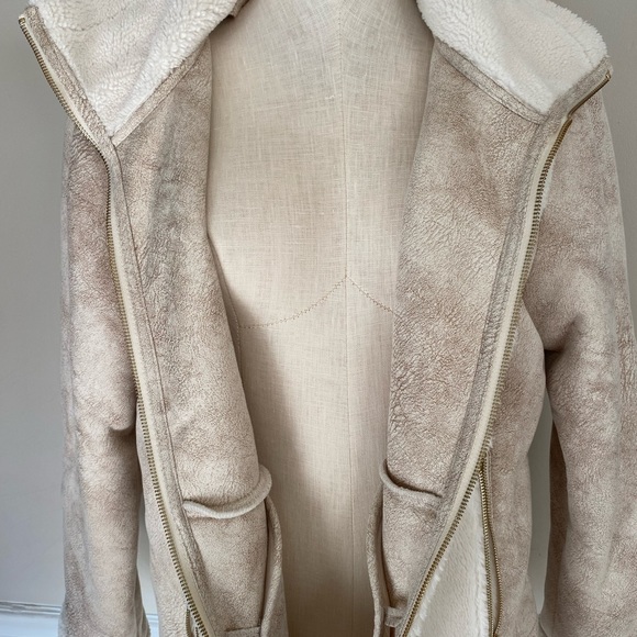 UGGS Koolaburra Jacket cream colored size Large by Uggs - Picture 10 of 12